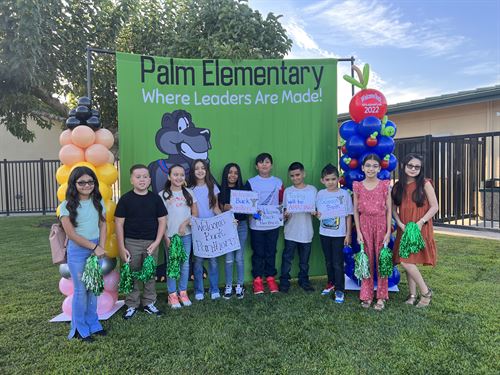 Students at Palm Elementary School