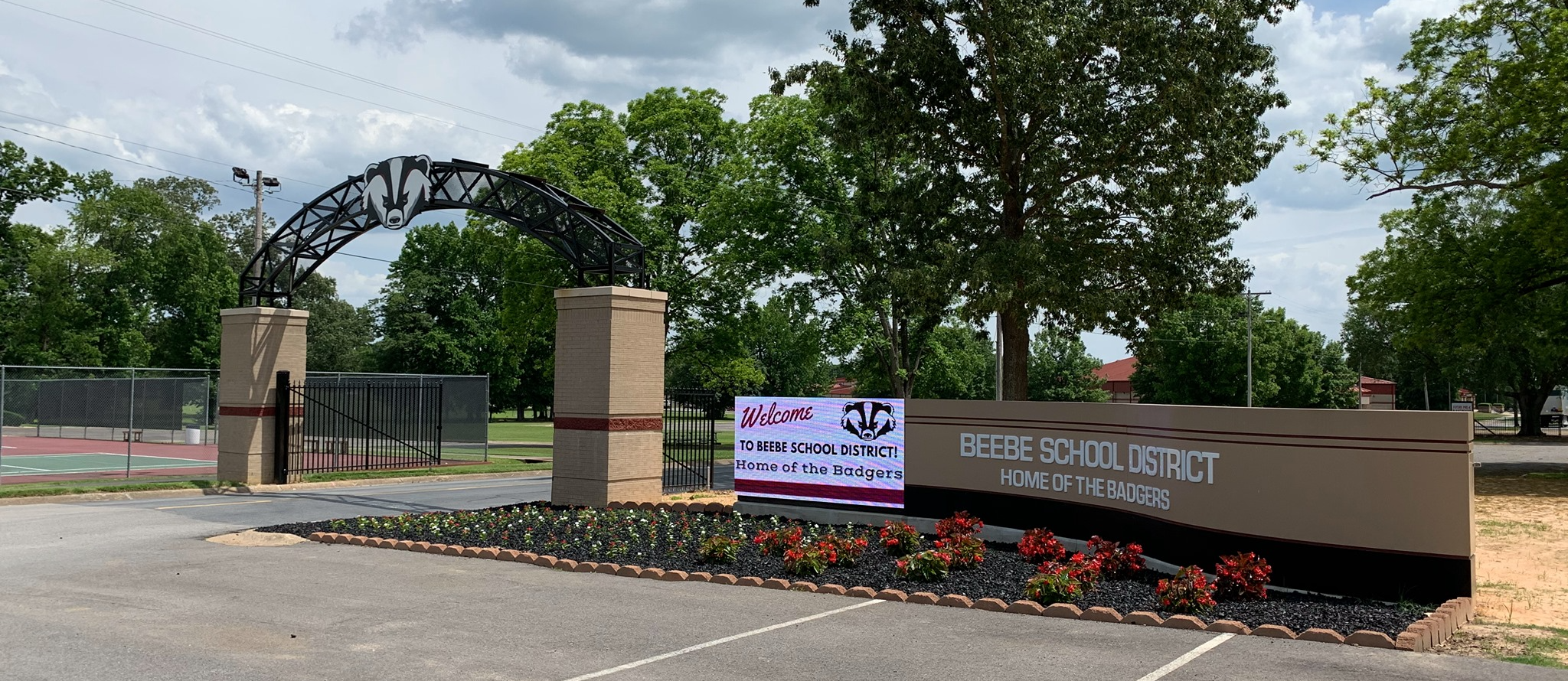 entrance to beebe public schools central office