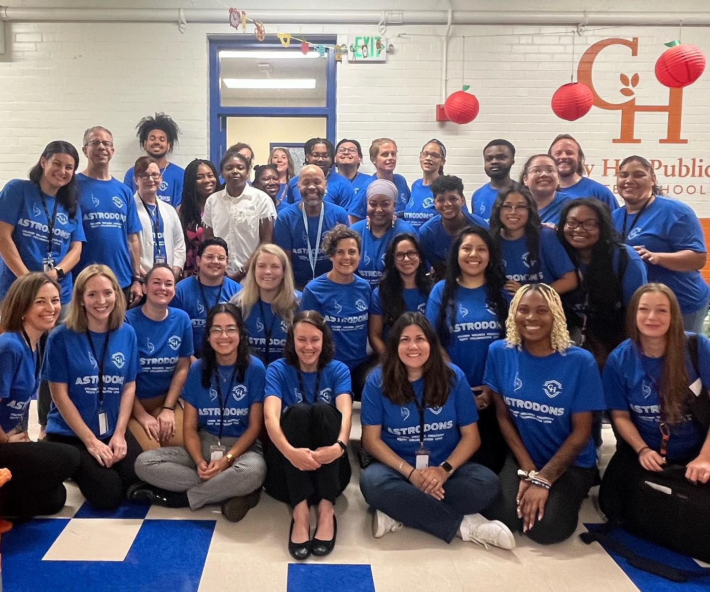 Clay hill staff gathers on the first day of school to take a group picture