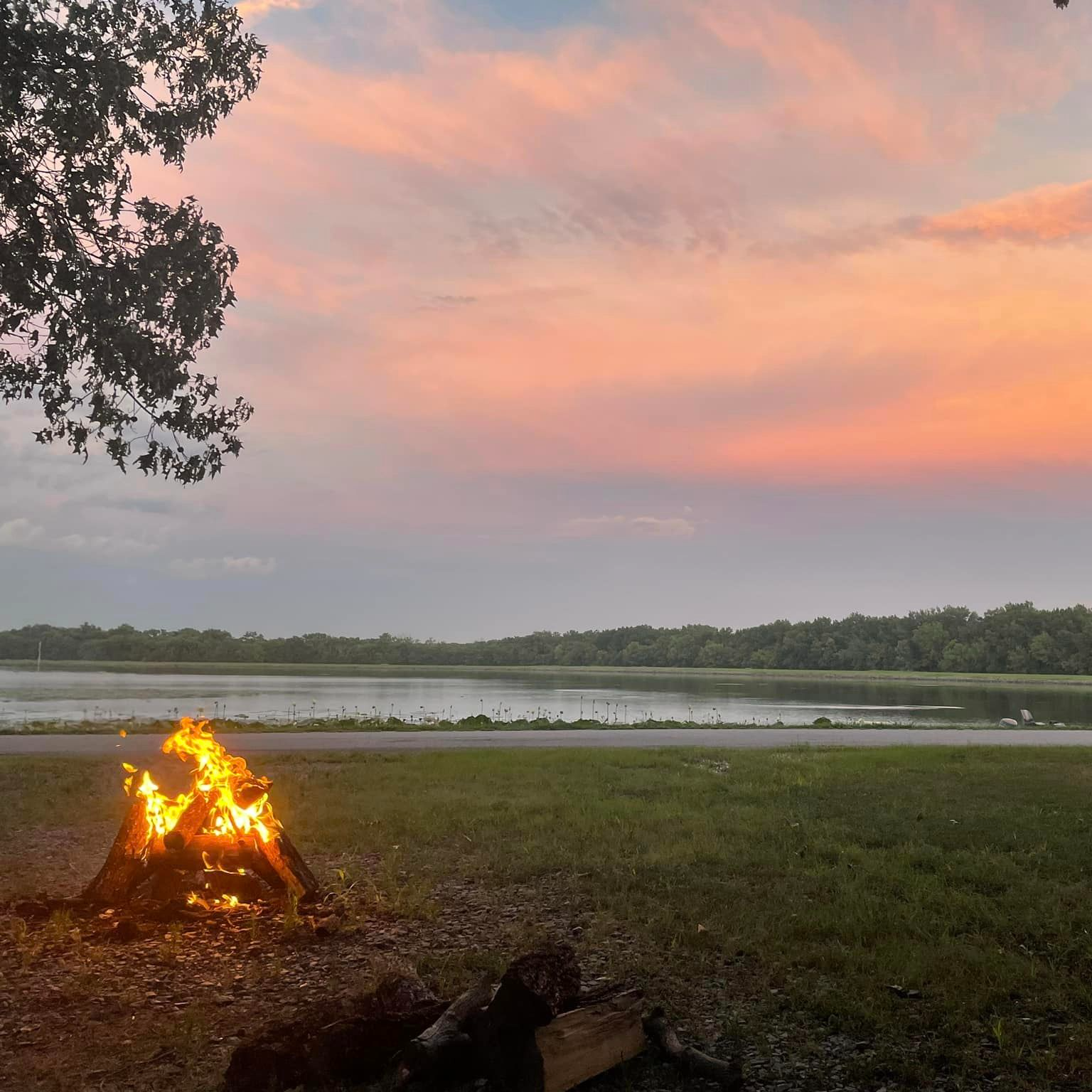 campfire on des arc lake