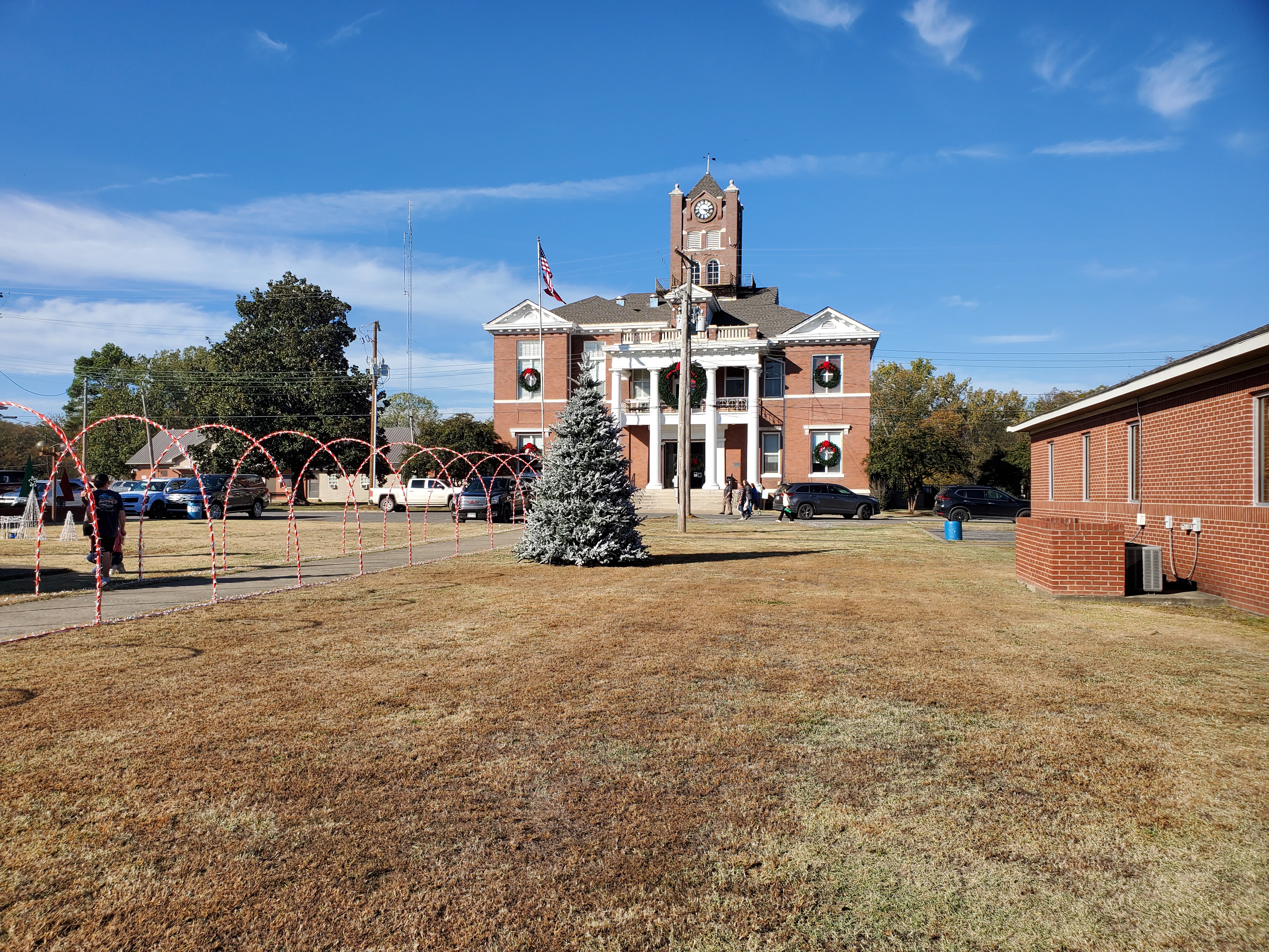 courthouse square decorated for christmas