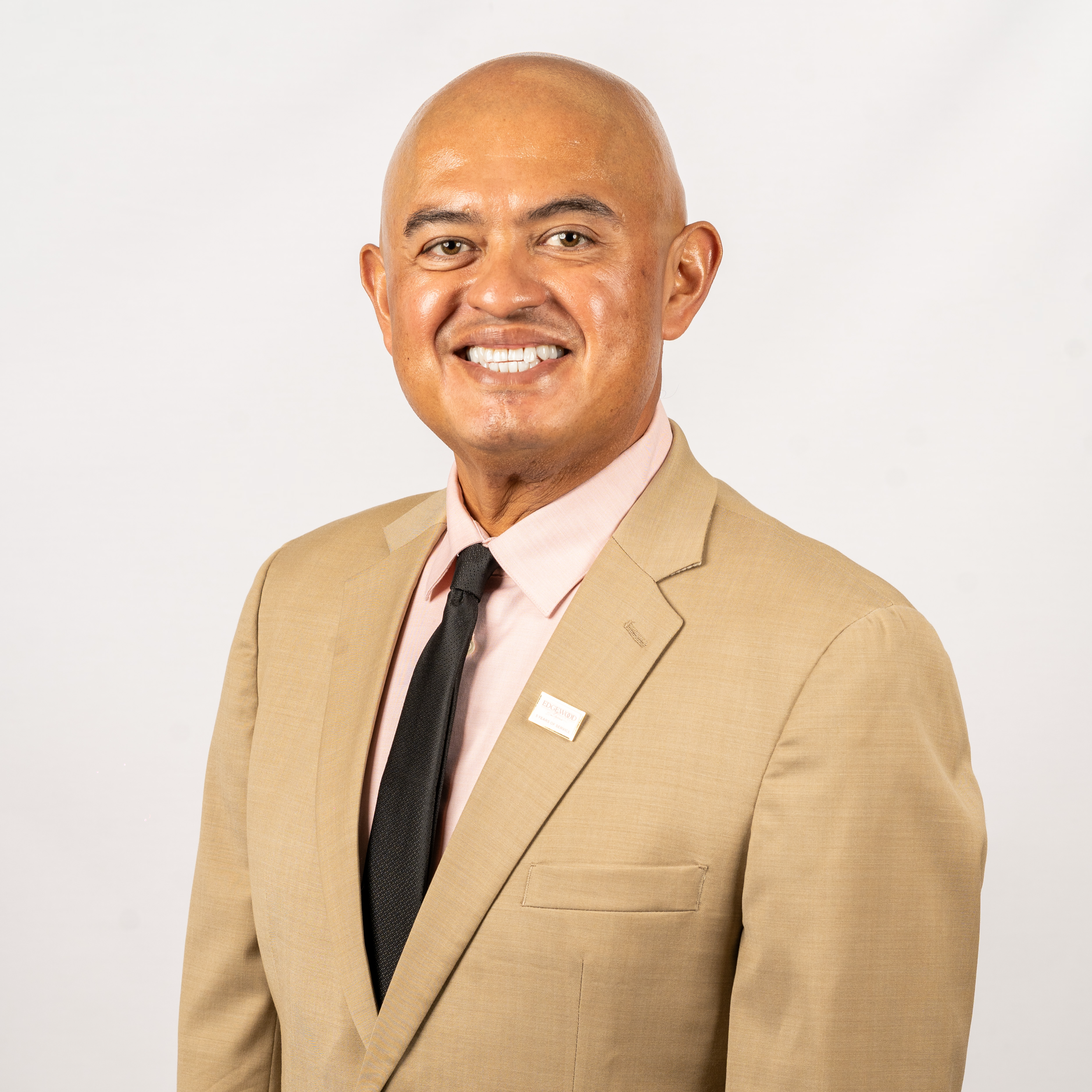 Dr. Hernandez head shot