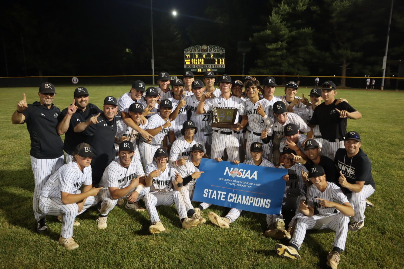 BRHS baseball team holds Group 4 state trophy