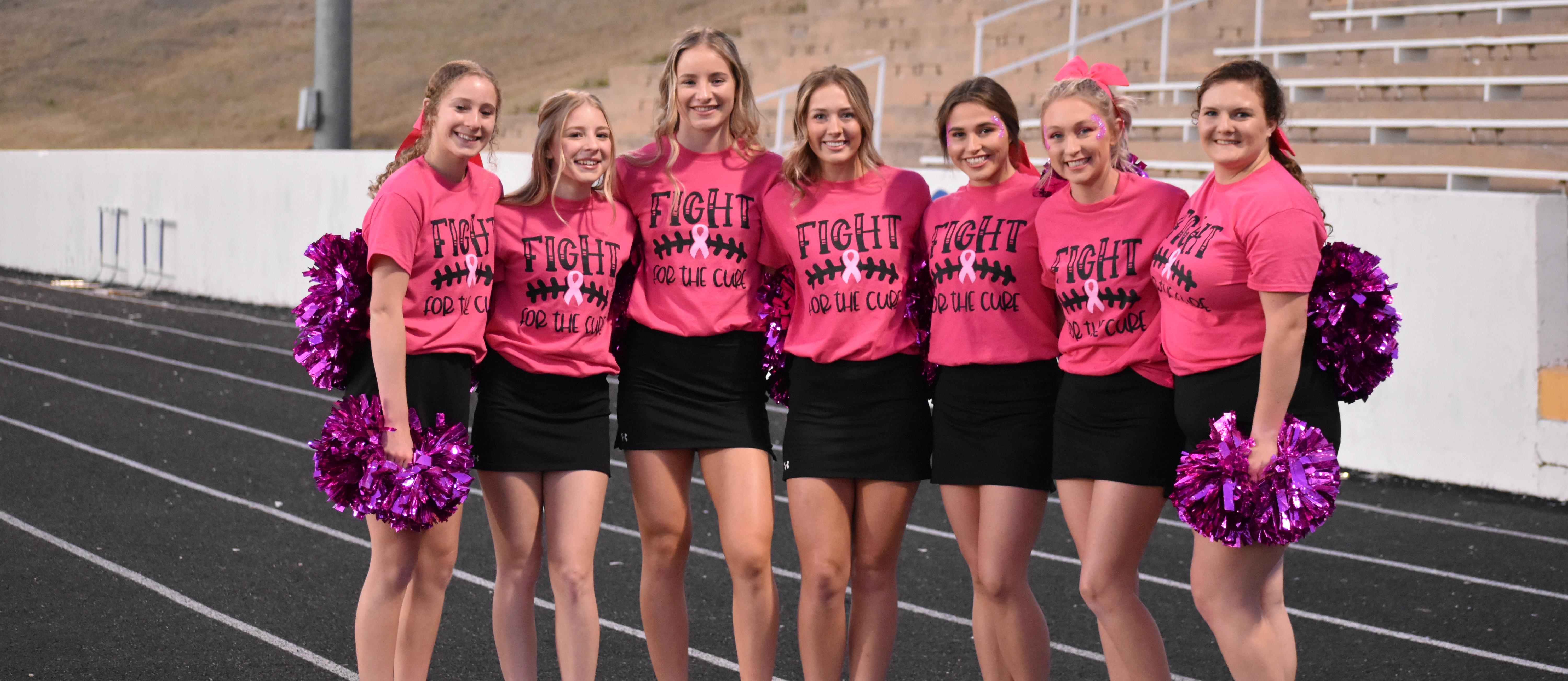 cheerleaders pink out night