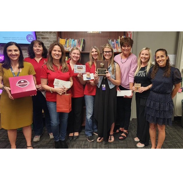 Rachel Charette receives the Feb 2025 Golden Apple Award