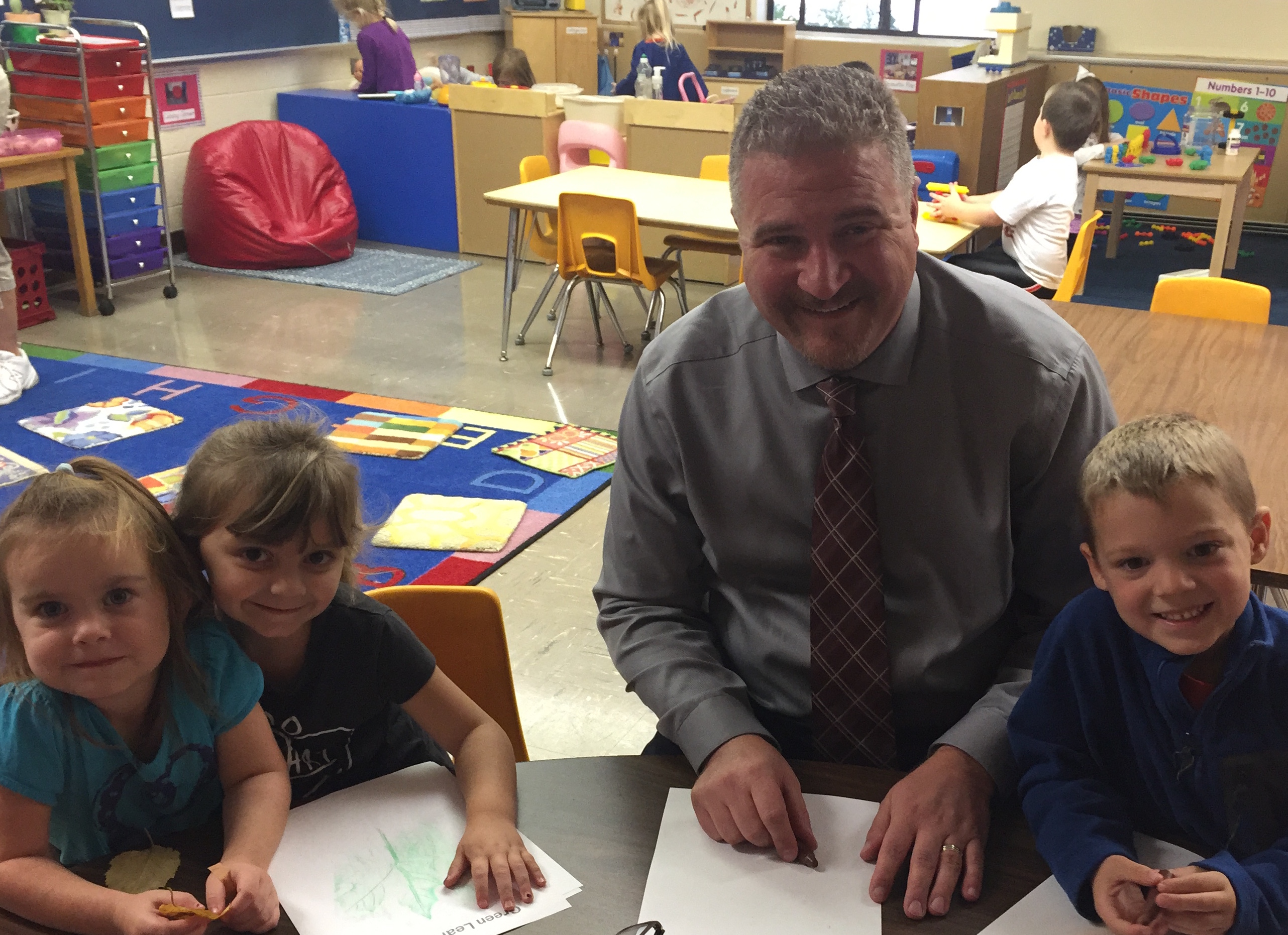 Pat Little with Early Learners Students 