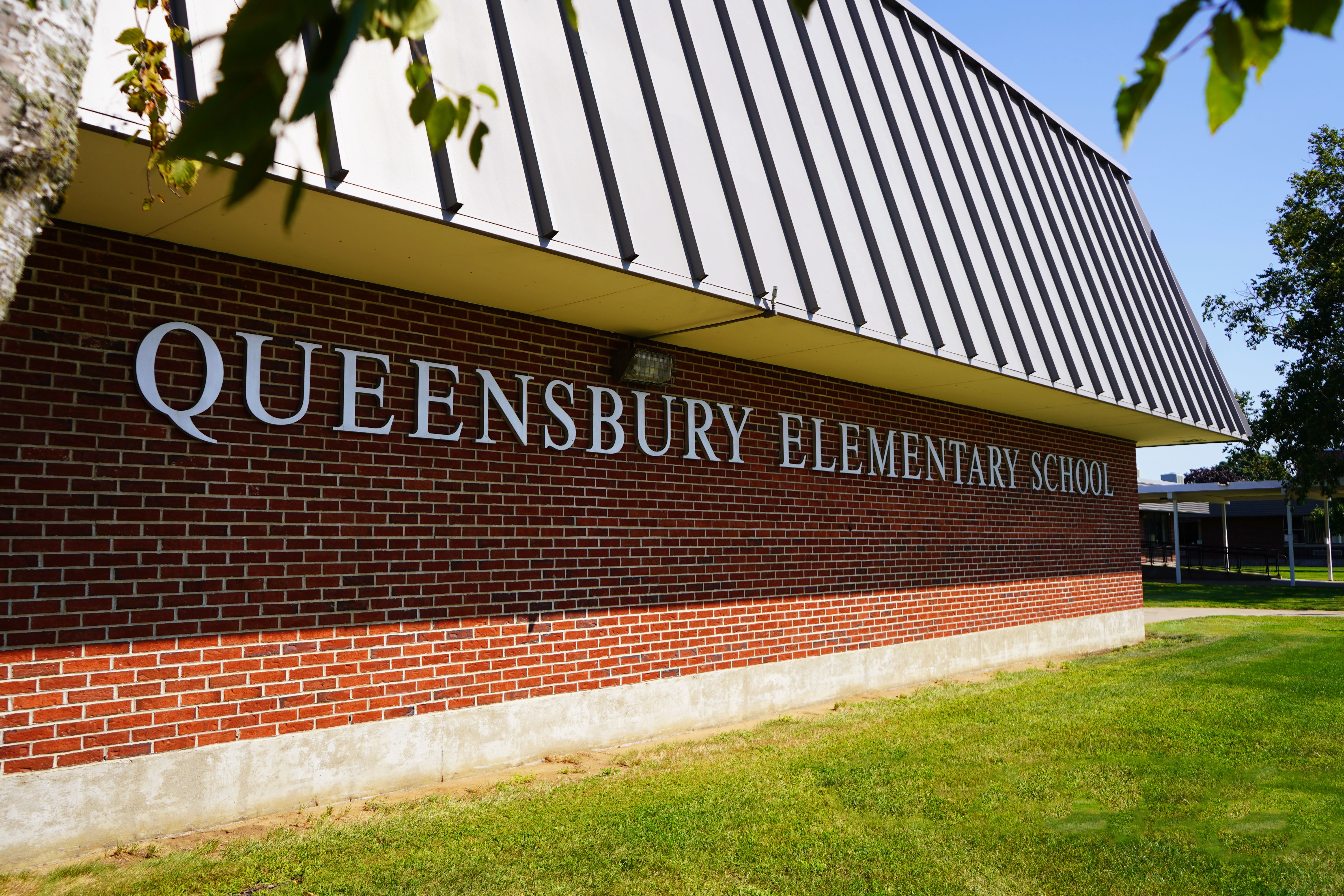 queensbury elementary school