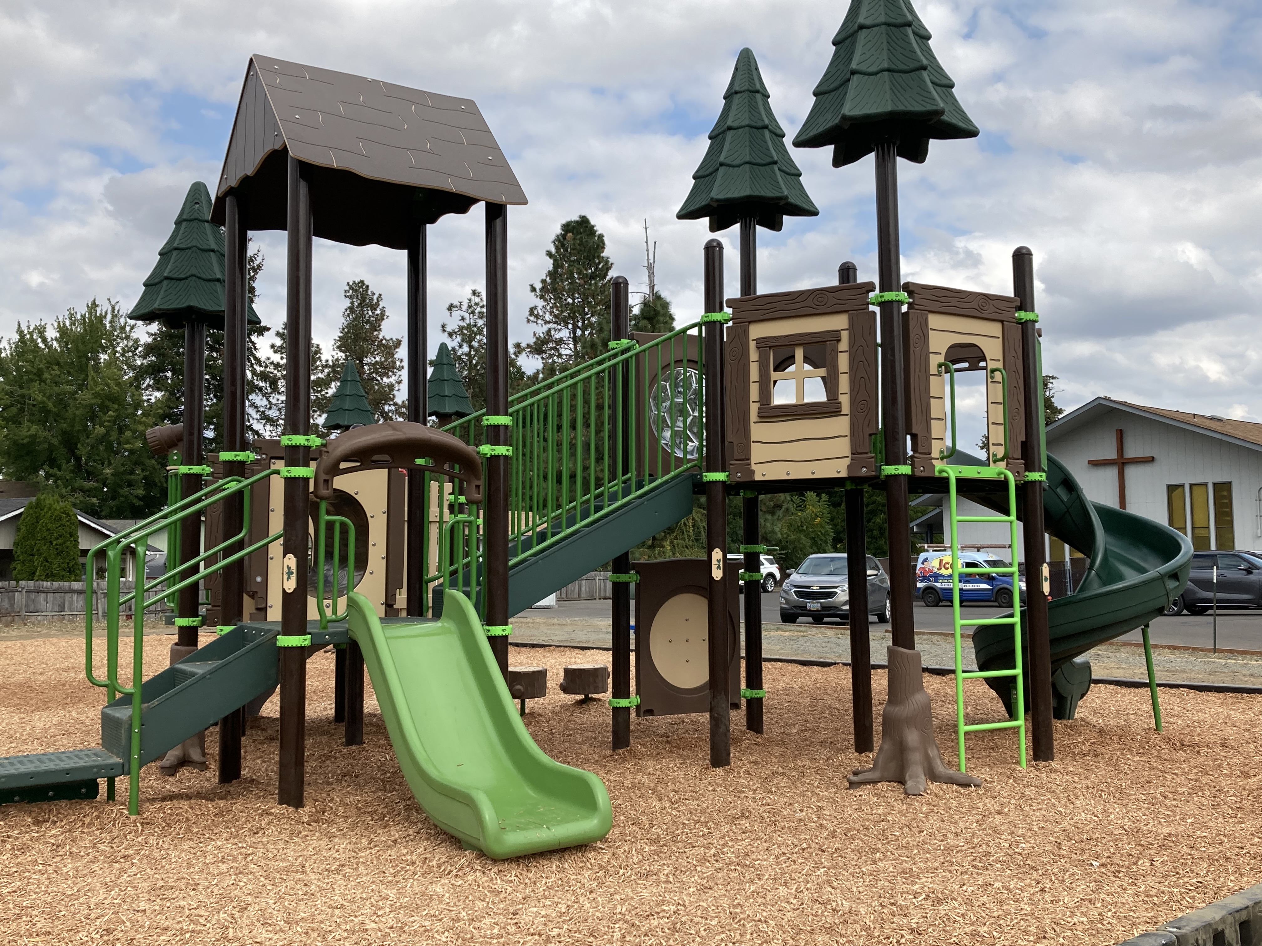 Image of the playground on 2nd Street Park