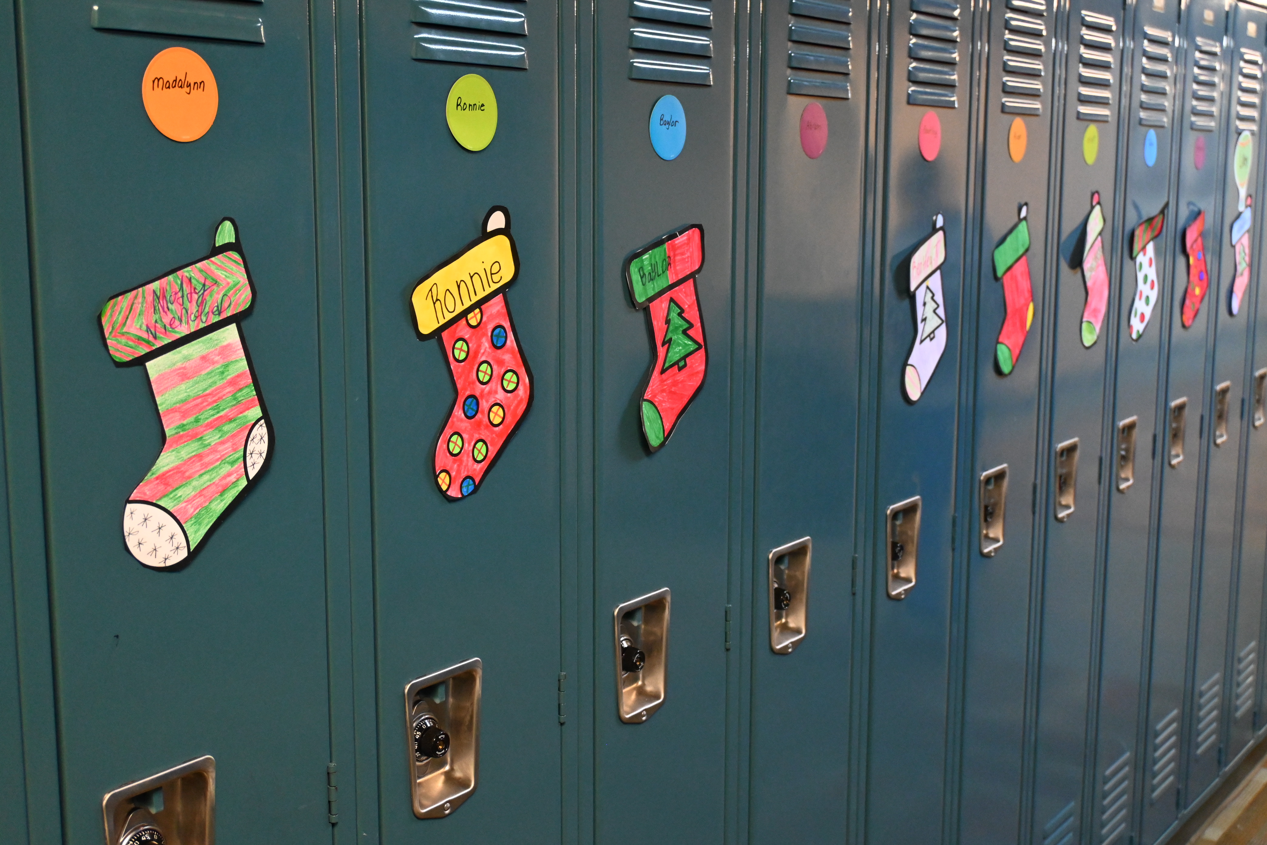 CMS Christmas Decorating 