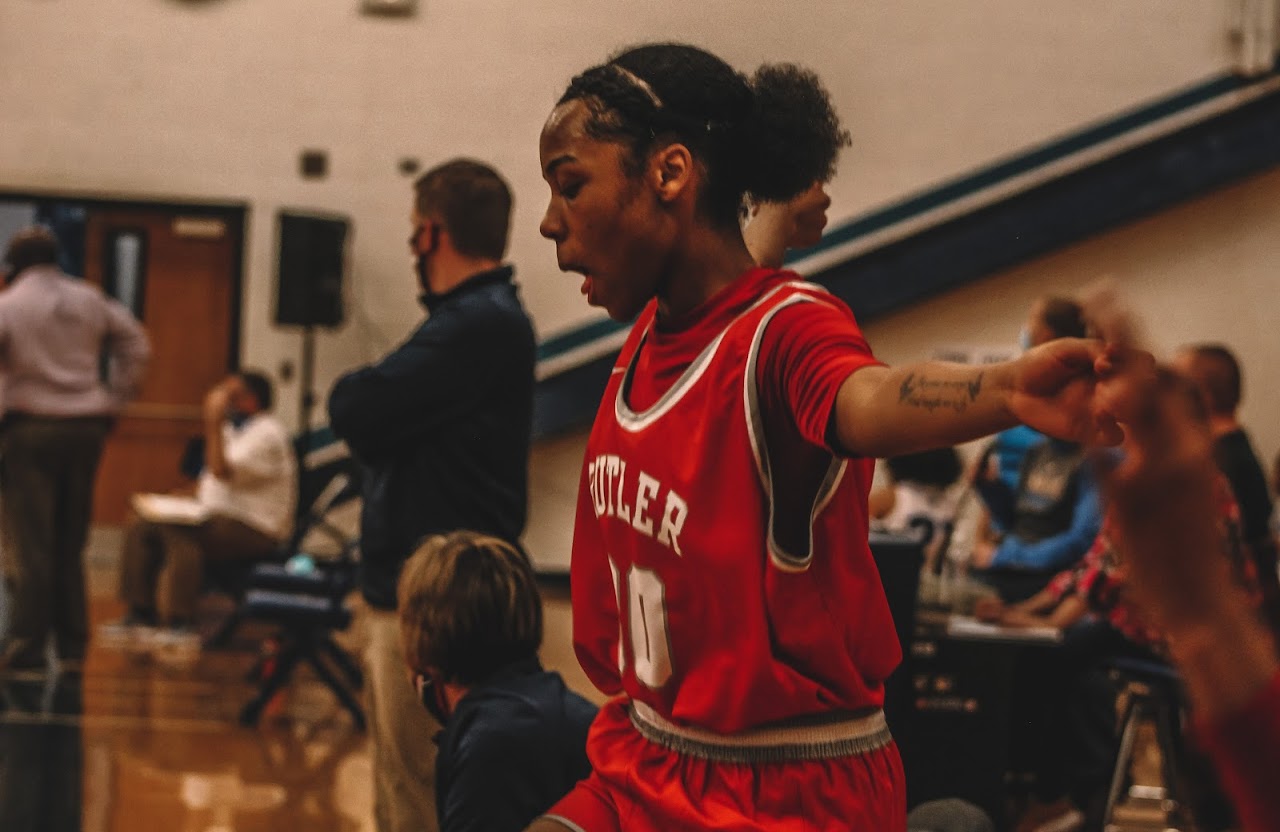 basketball player dancing