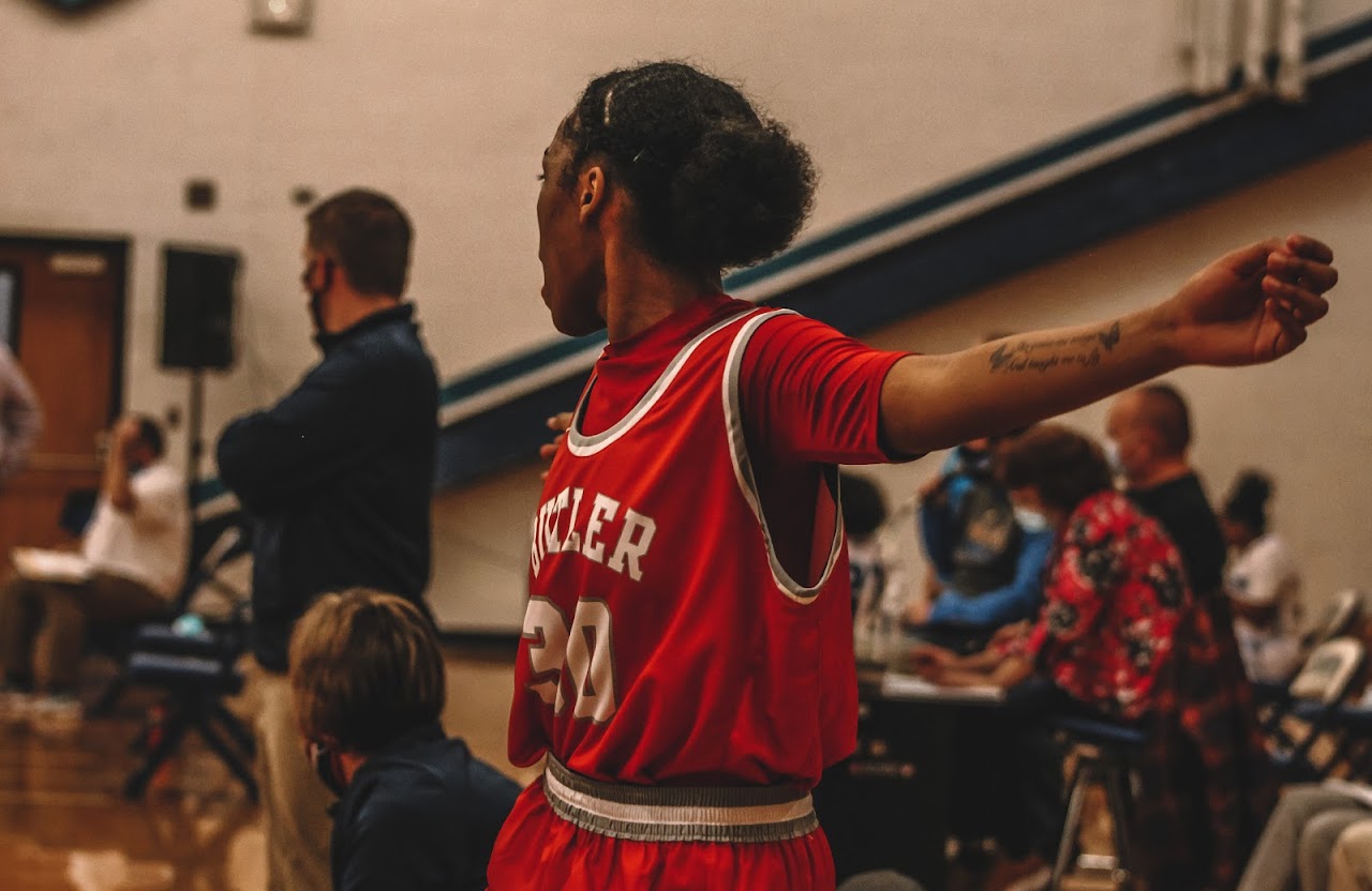 basketball player dancing