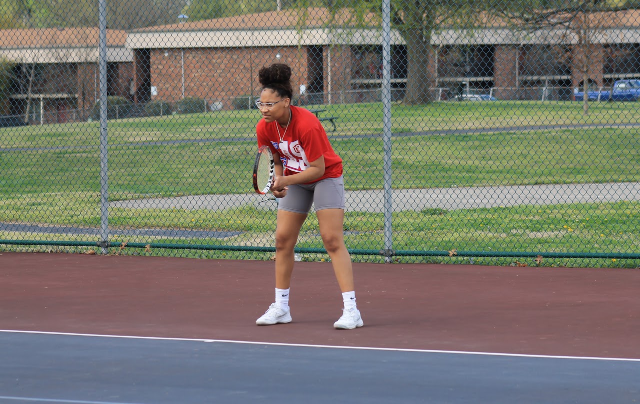 player on position for the ball