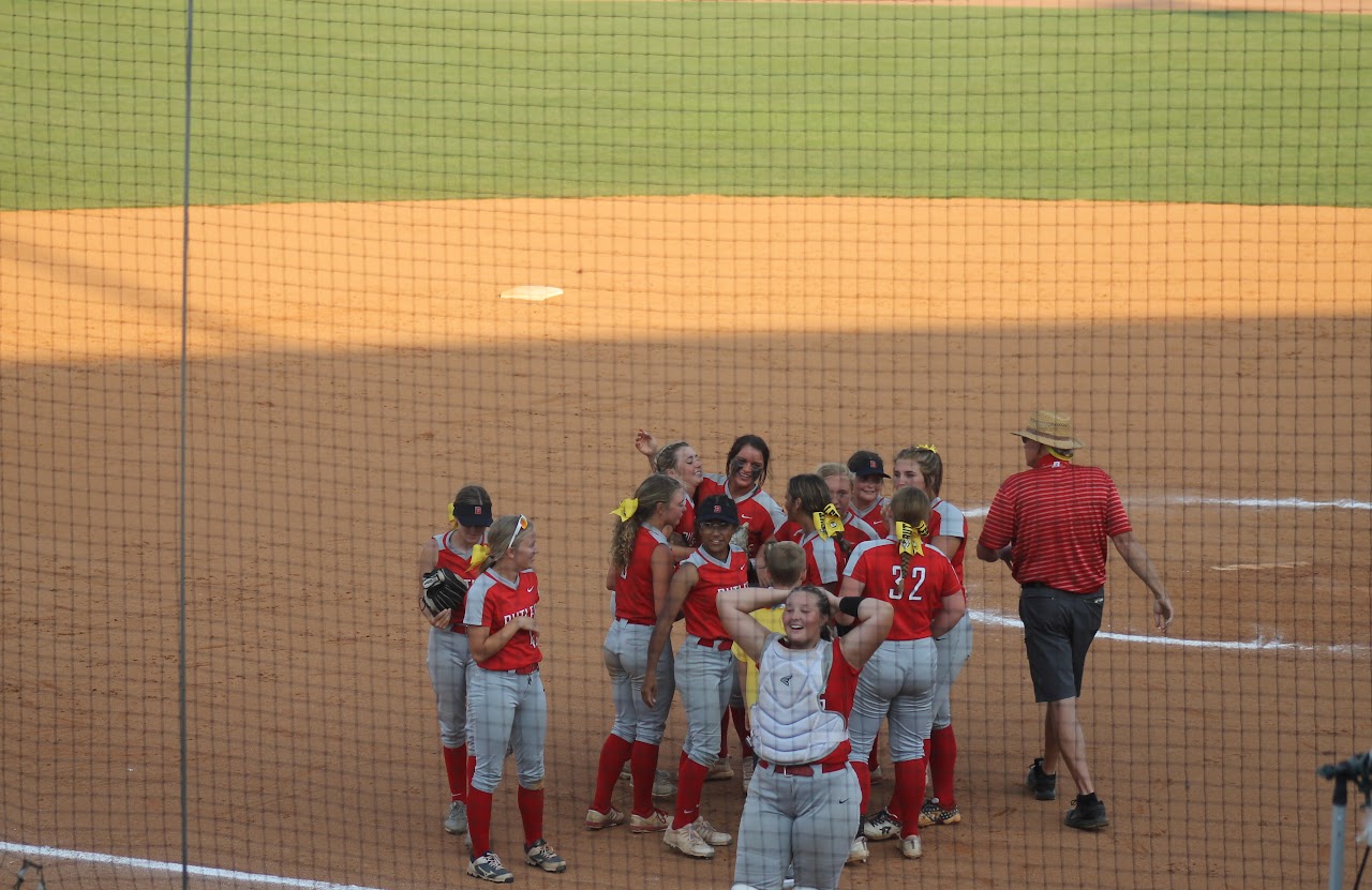 baseball team celebrating a victory