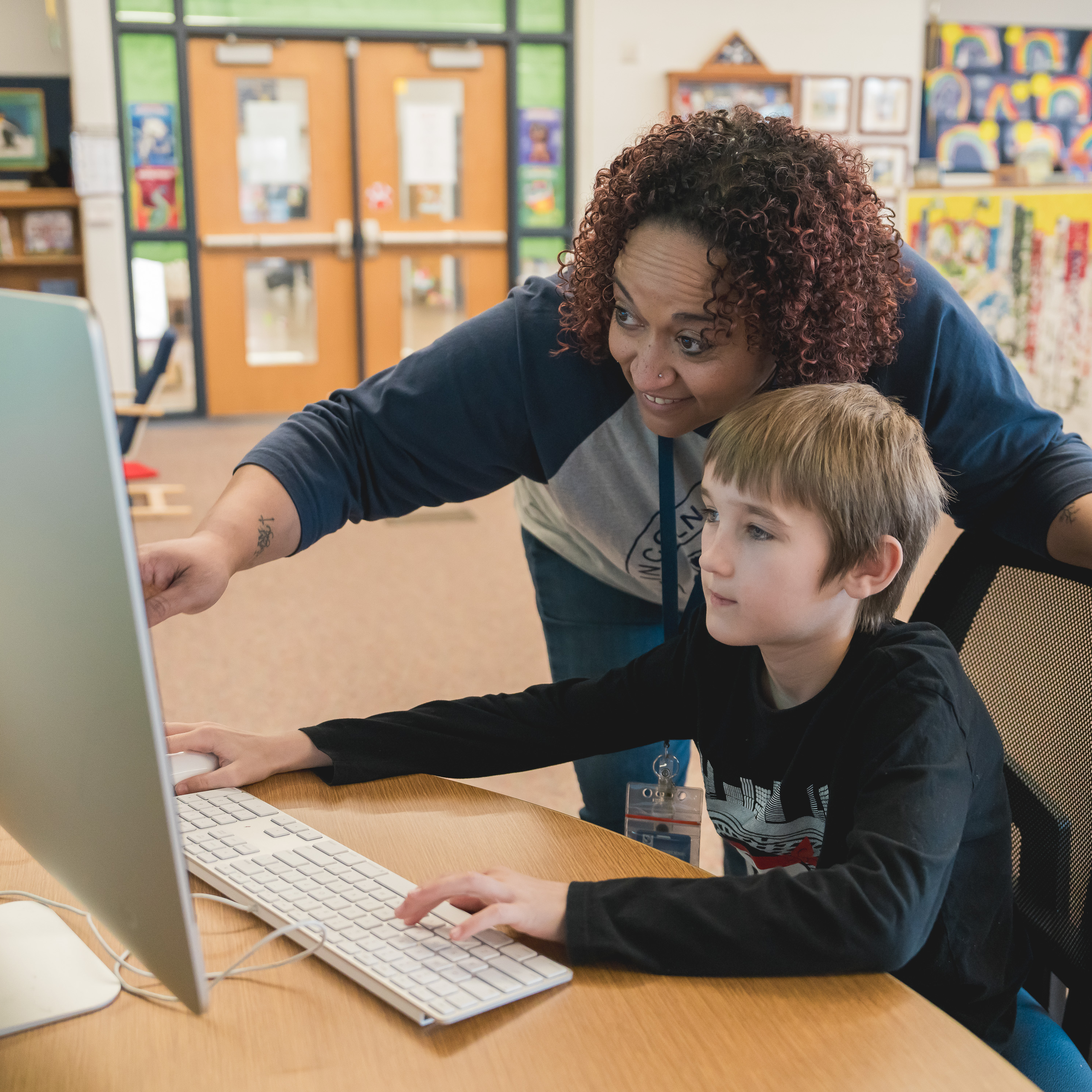 Lincoln teacher and student working on computer