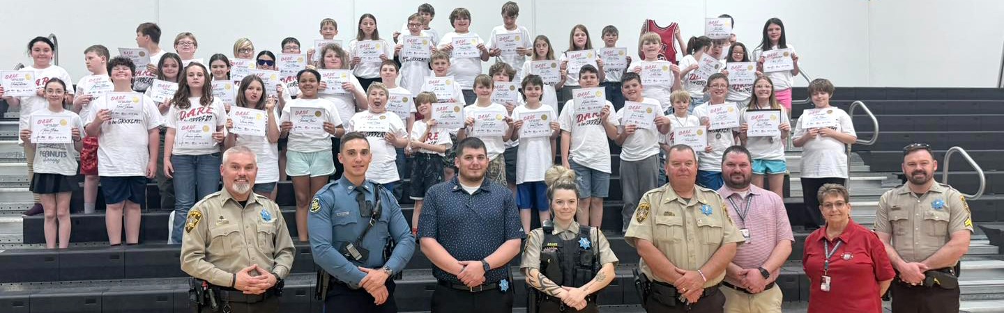 We are so proud of our 5th grade students for graduating from the D.A.R.E. program!