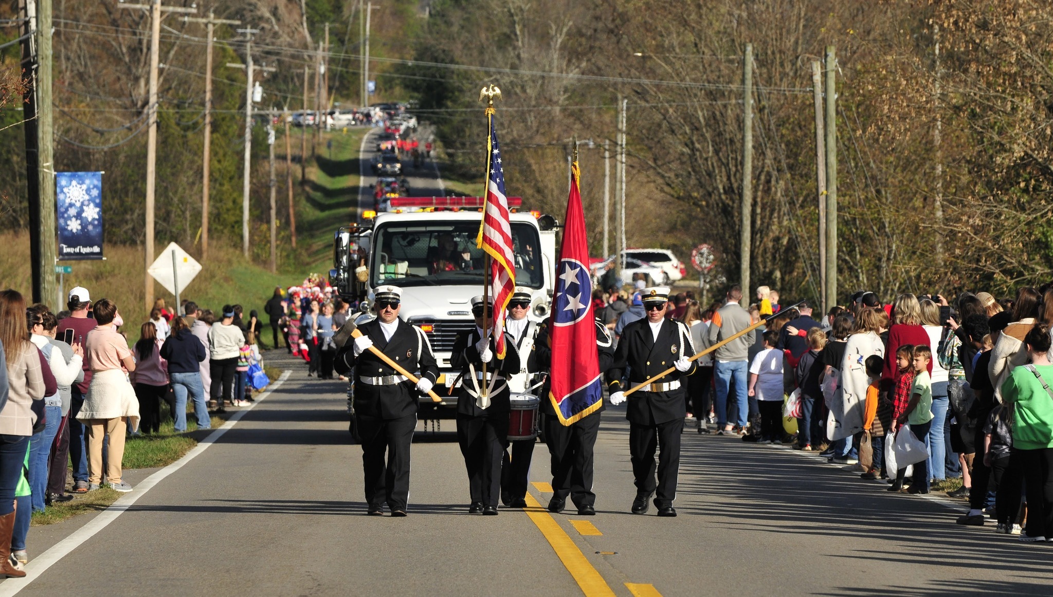 Christmas Parade and Tree Lighting November 26, 2023 4p.m.