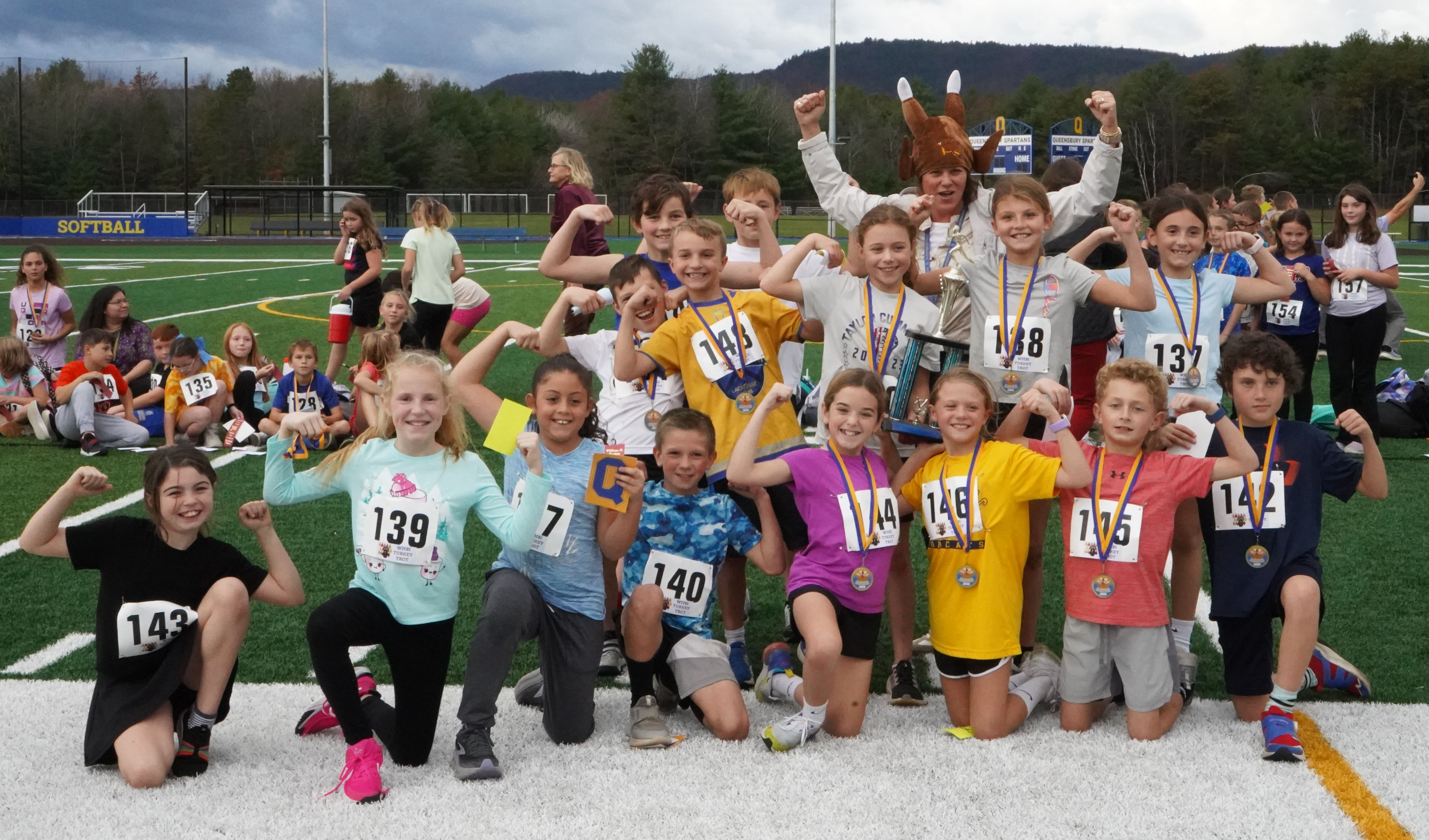 Class poses after winning Turkey Trot race.