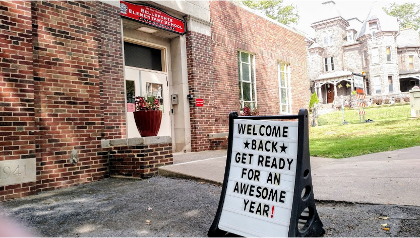 welcome back letter outside the school