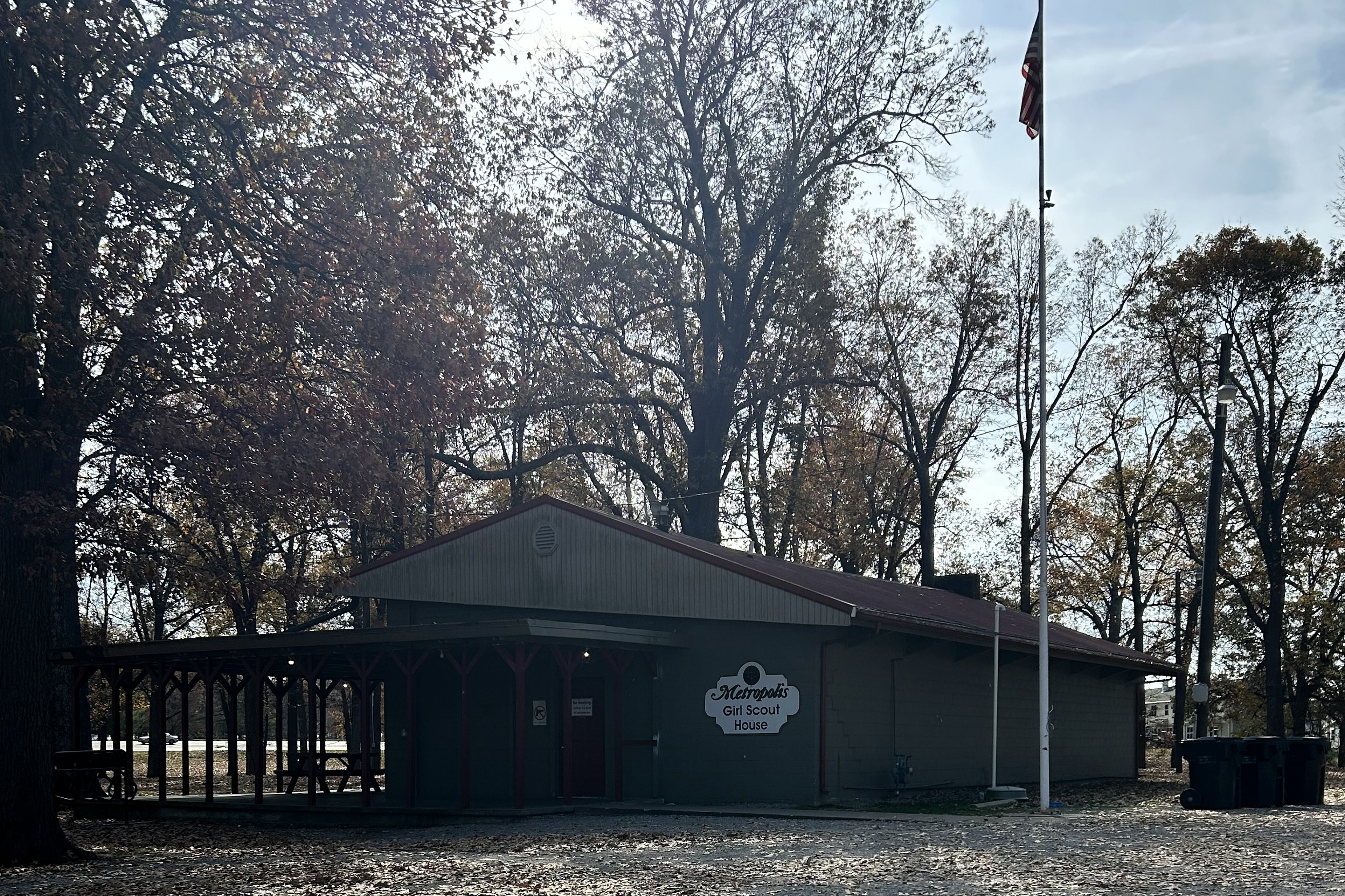 girl scout house picture