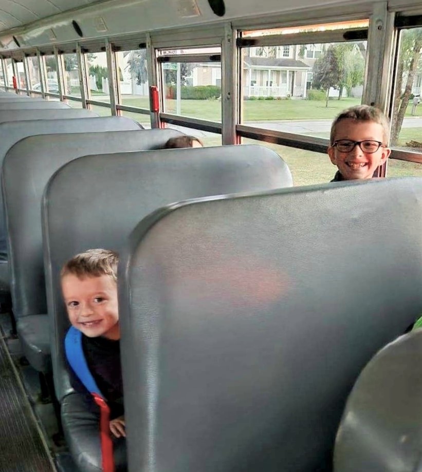 kids on bus