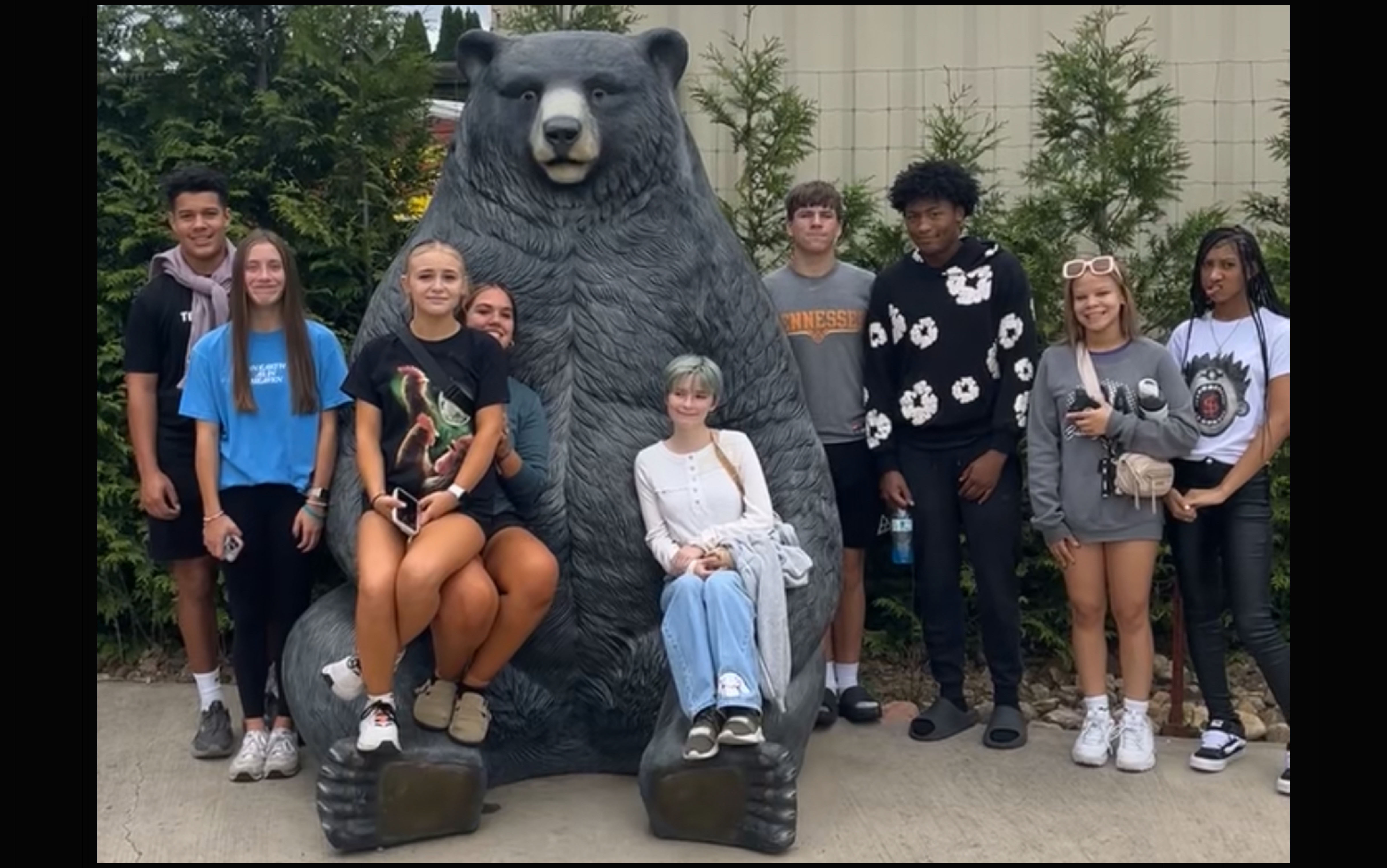 VHS - Zoo Trip