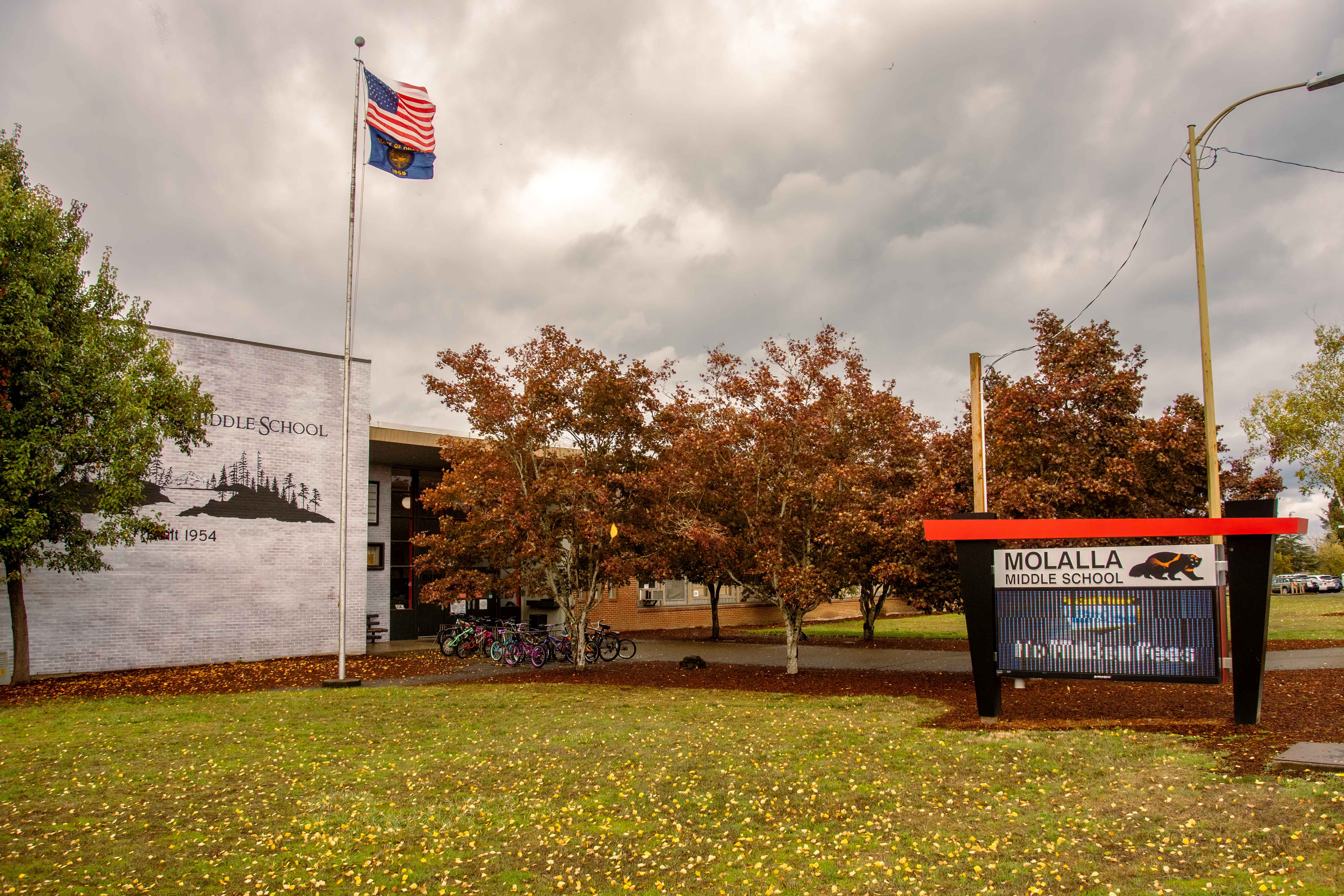Molalla River Middle School