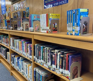 Welcome to the Howe Intermediate School Library!