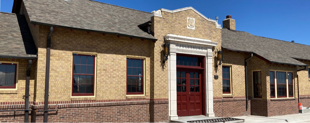 outside view of the Julesburg Depot Museum 