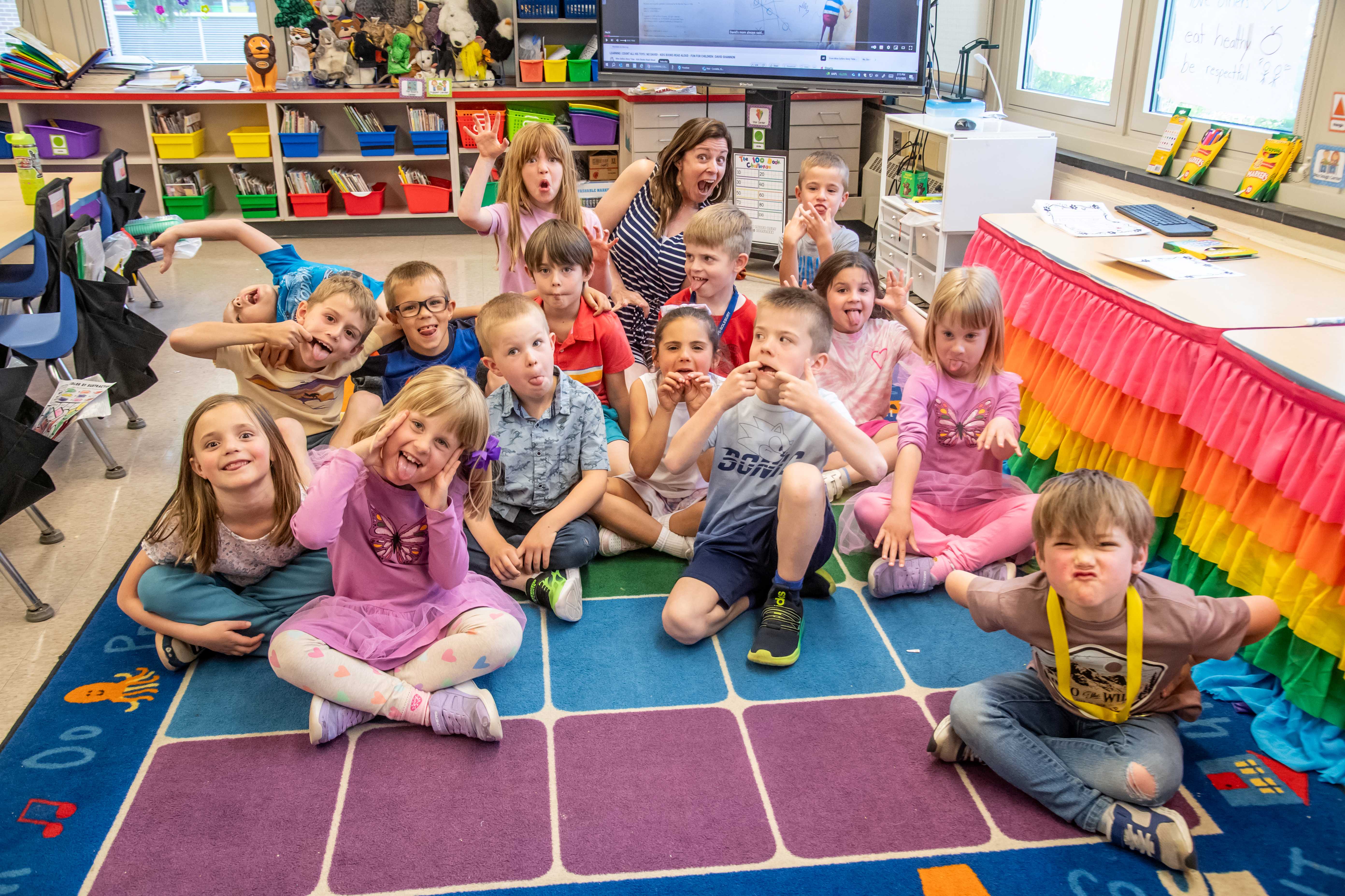 LES students making silly faces