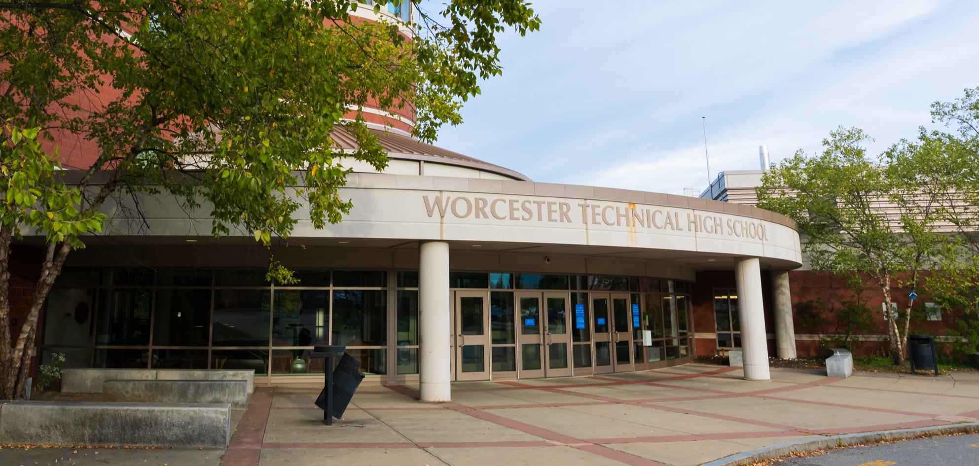 An exterior photo of Worcester Technical High School.