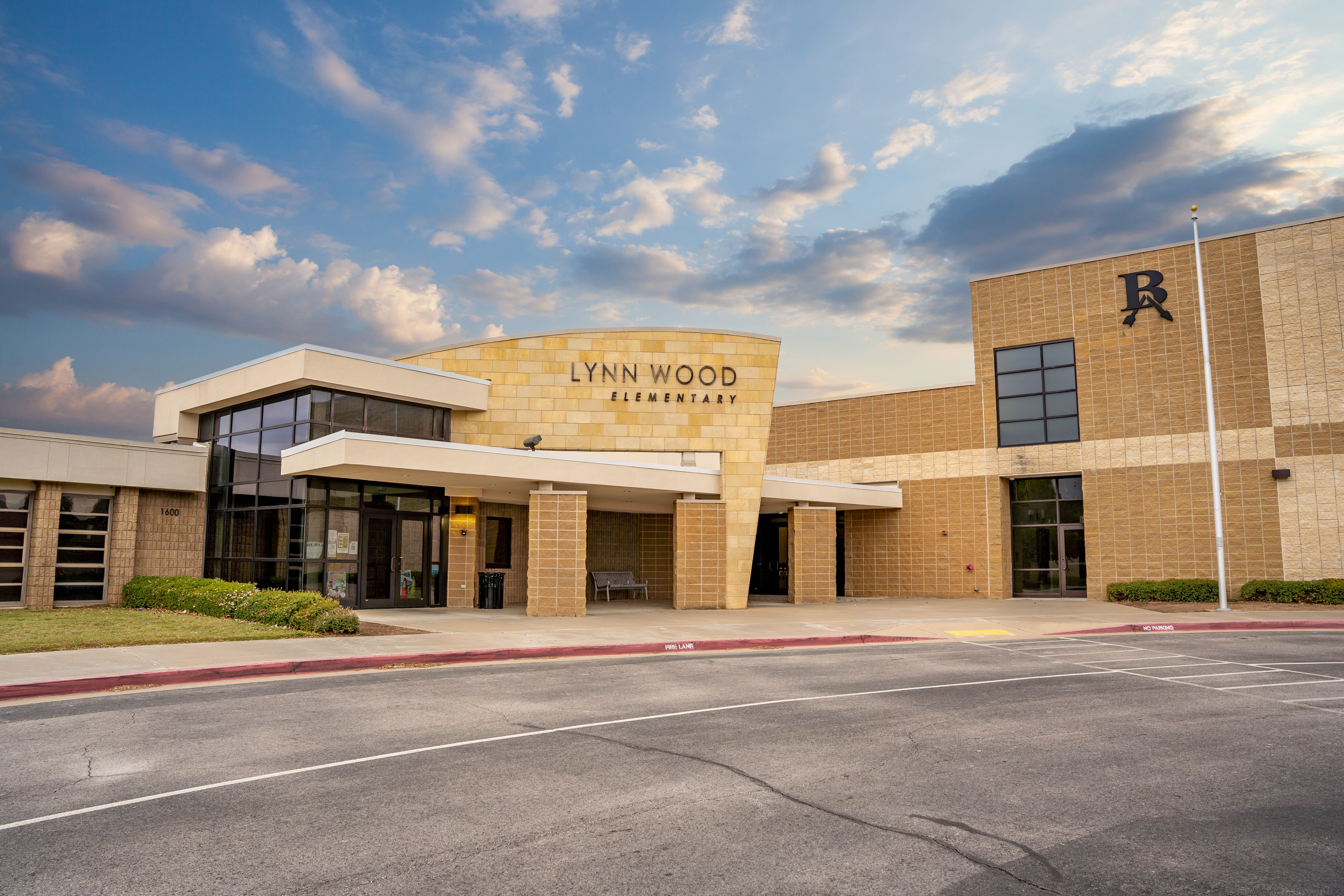 Front of Lynn Wood Elementary