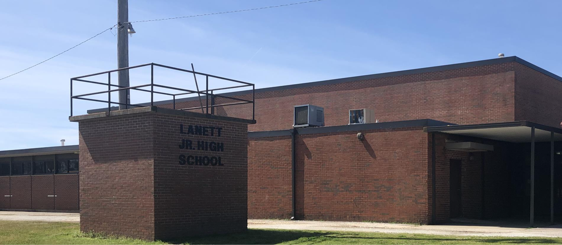 Lanett Junior High School Bulding