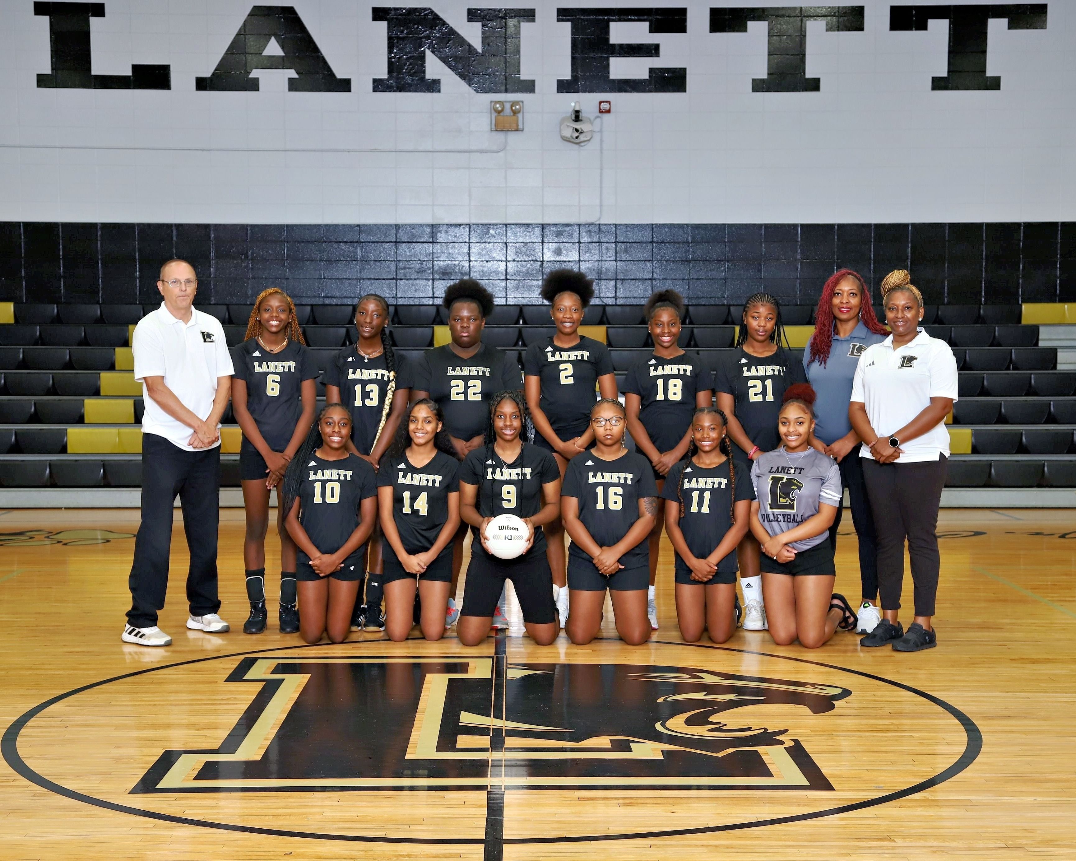A photo of the LHS Volleyball team