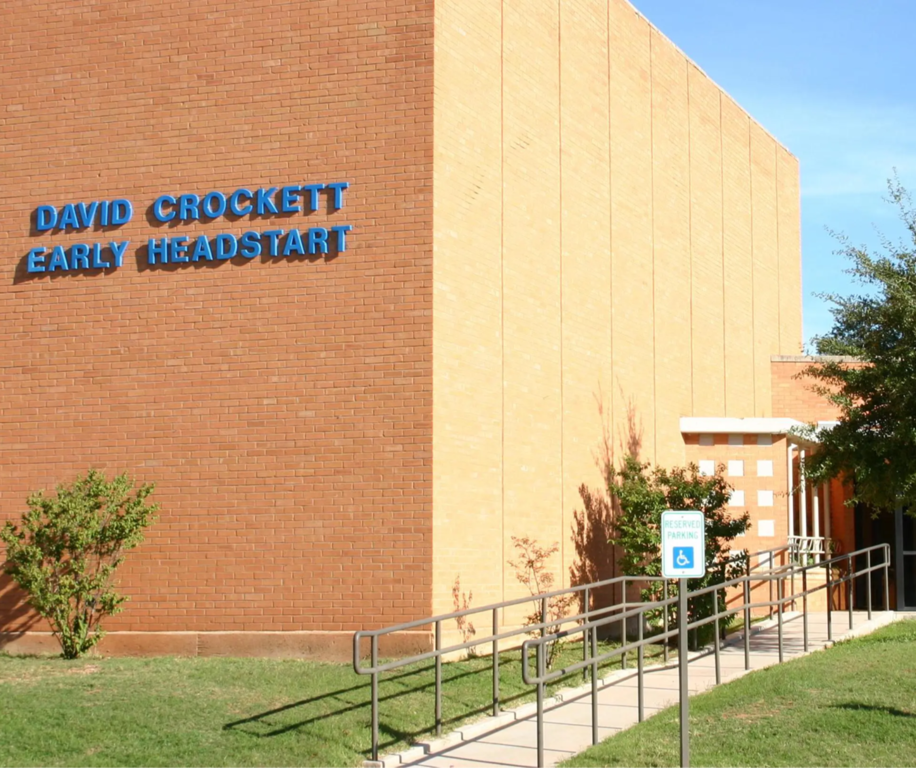 Exterior photo of Crockett EHS