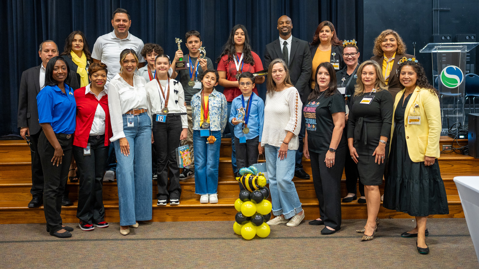 Celebrating Bilingual Brilliance at the Spanish Spelling Bee Competition
