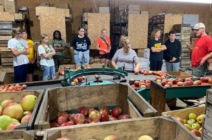 students at the apple farm