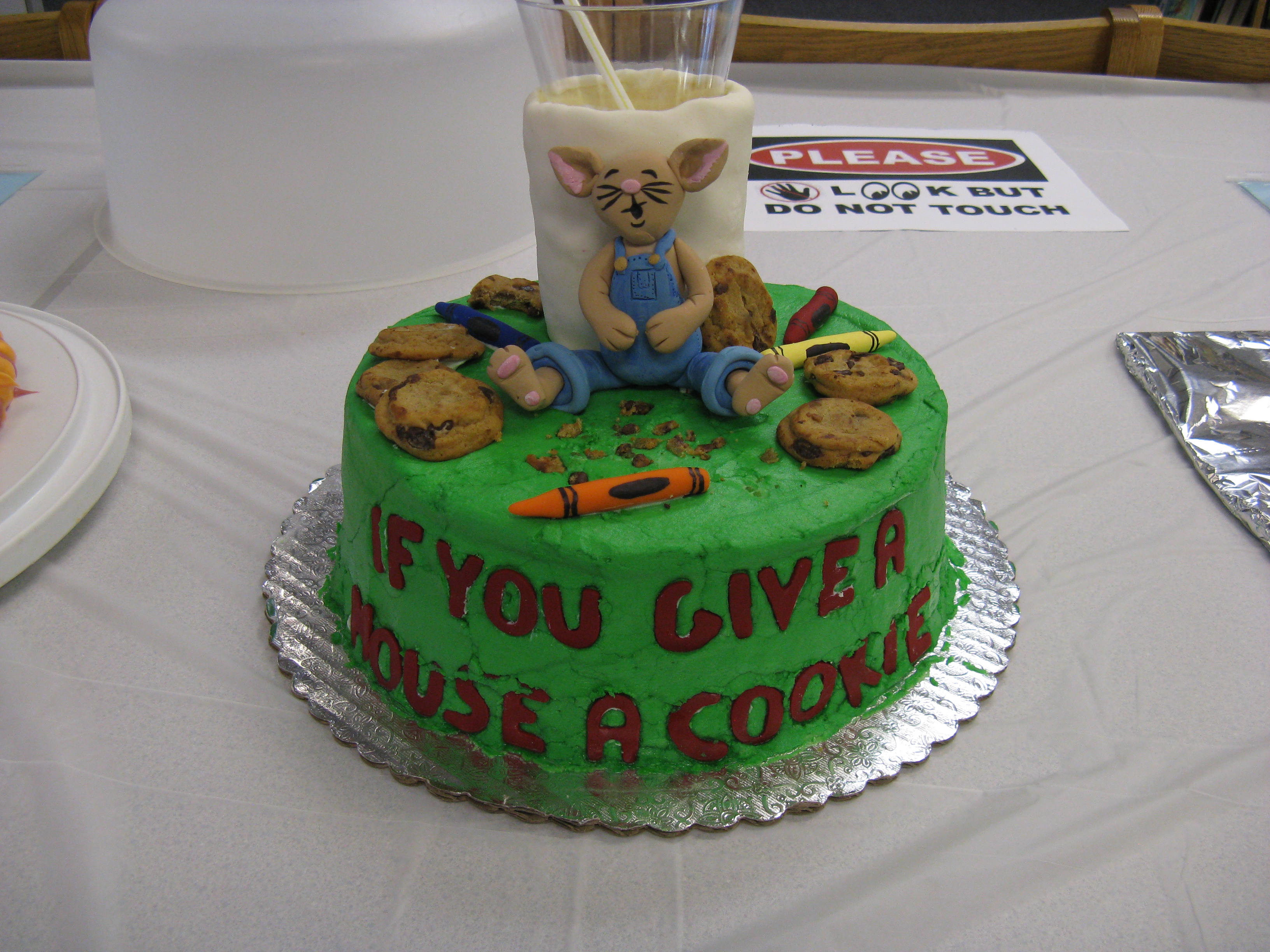 If You Give a Mouse a Cookie Cake