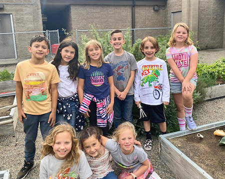    Nine Mile Falls Elementary Garden Club