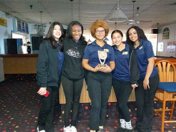 bowling team at state sectionals