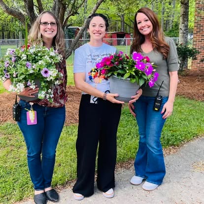 winner teachers picture 
