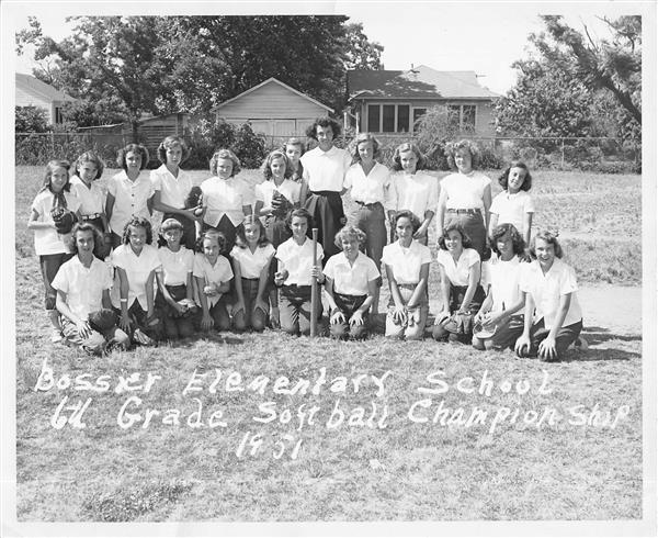 1951 softball team headshot