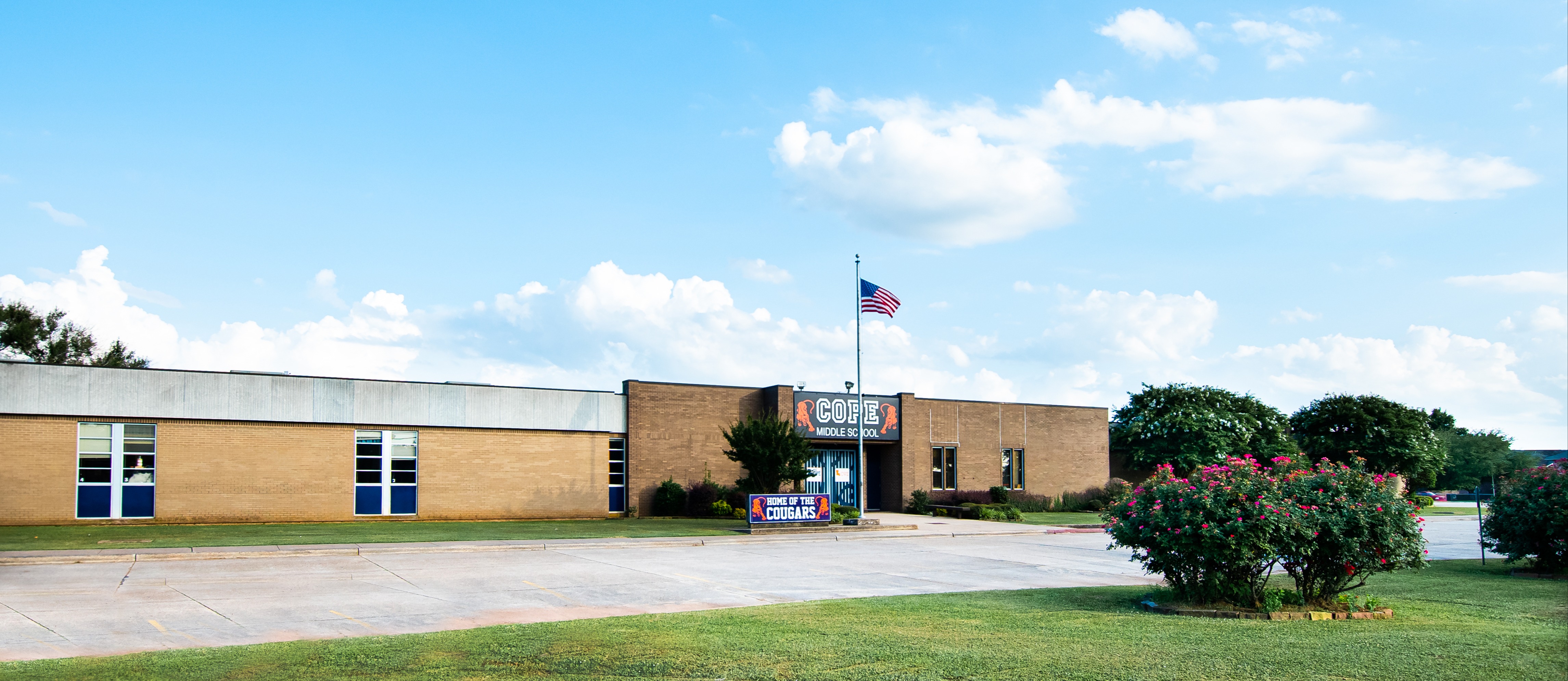 Picture of the Cope Middle School building