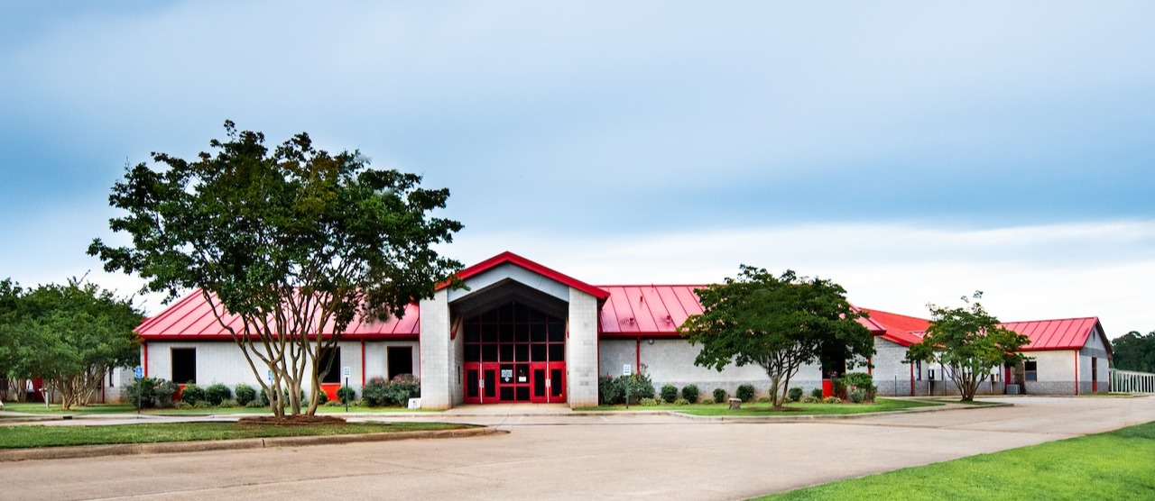 Picture of the Haughton Elementary School building