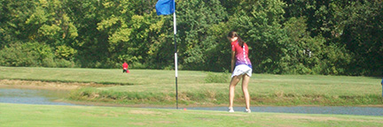 Student at golf competition