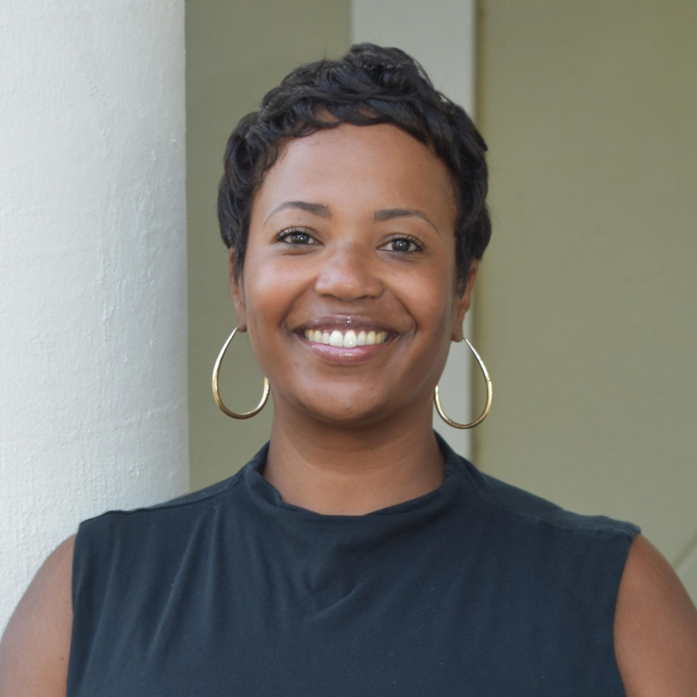 Dr. Bianca Booker