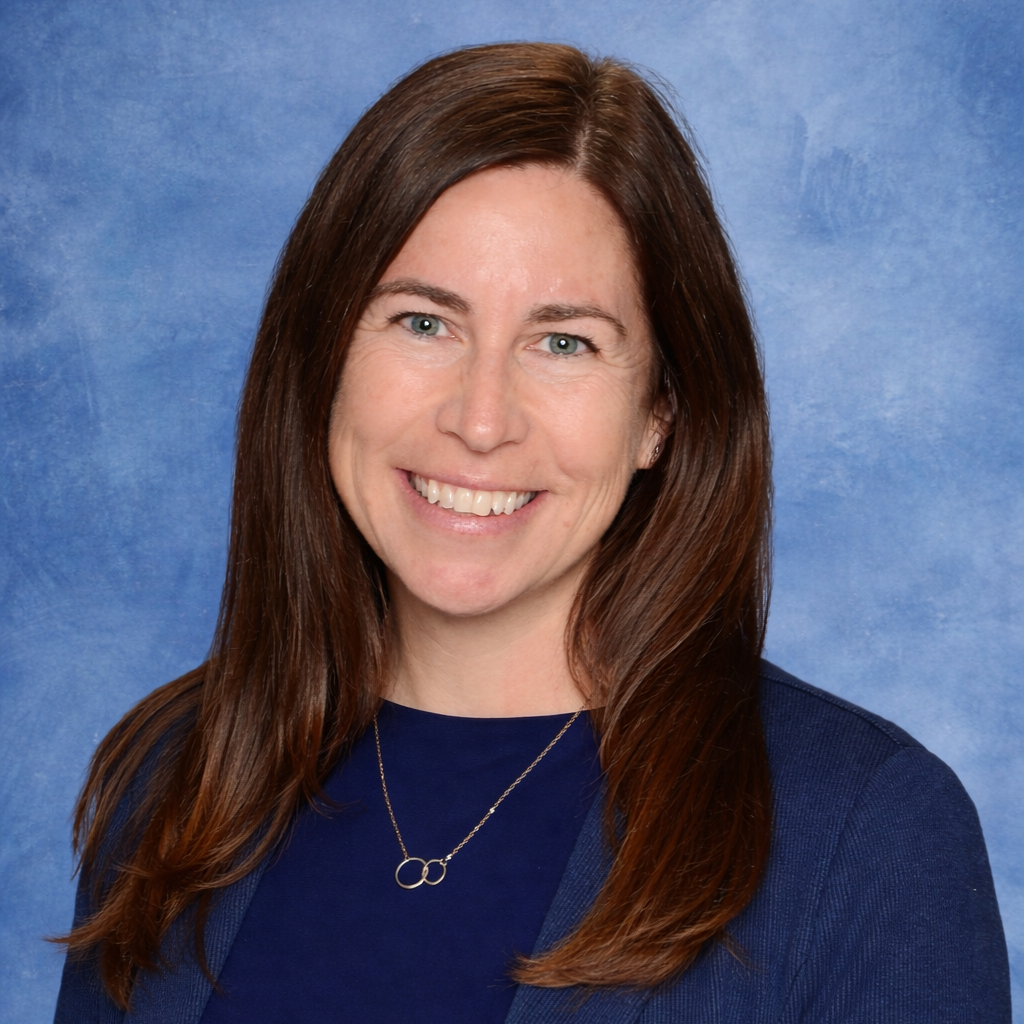 Photo of Kelly Barry