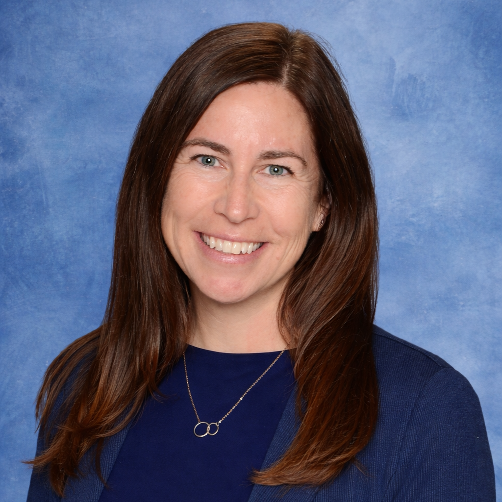 Photo of Kelly Barry