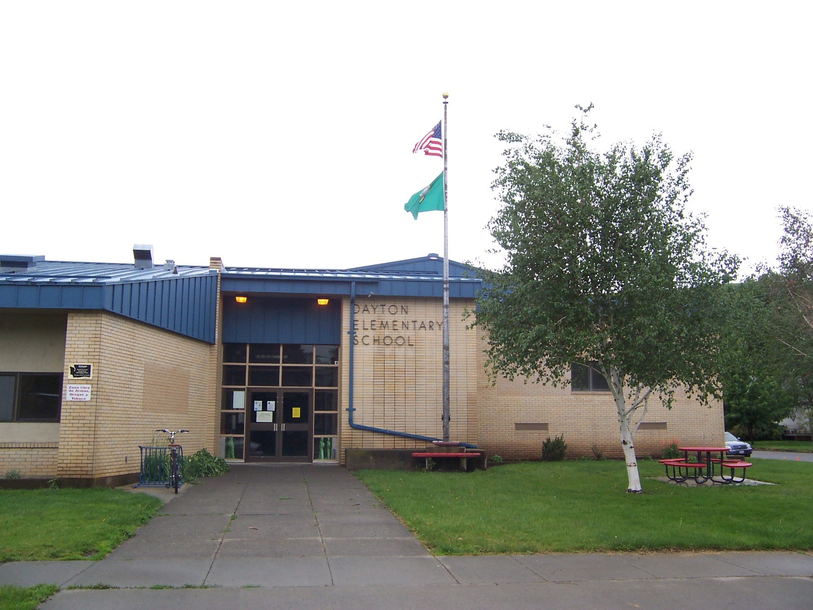 Dayton elementary school building