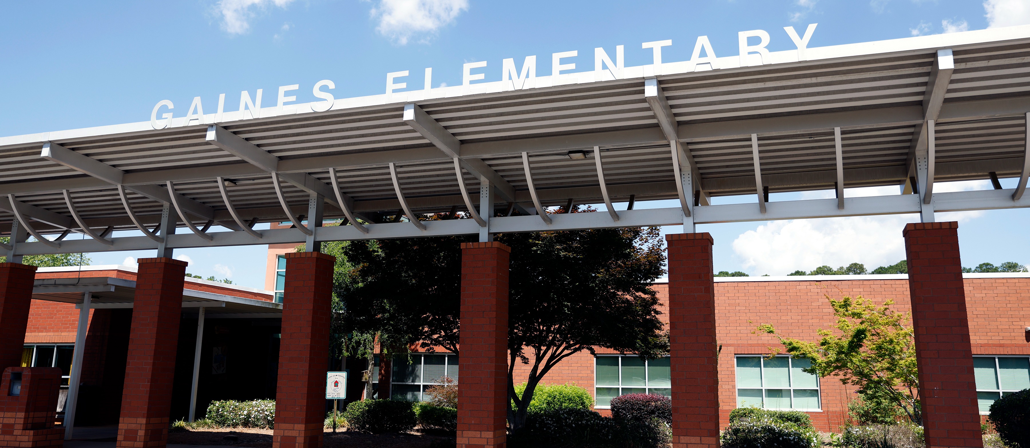 Gaines front exterior