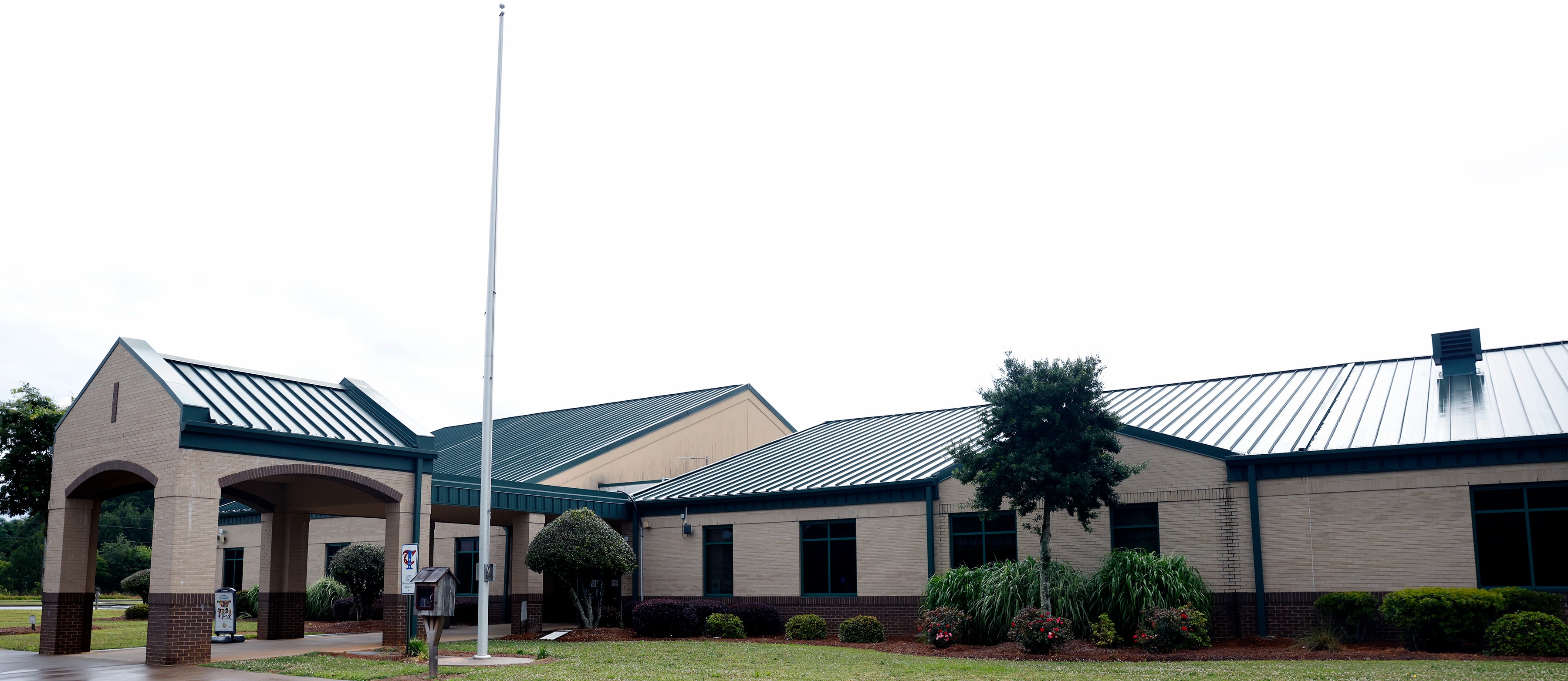 J.J. Harris front exterior